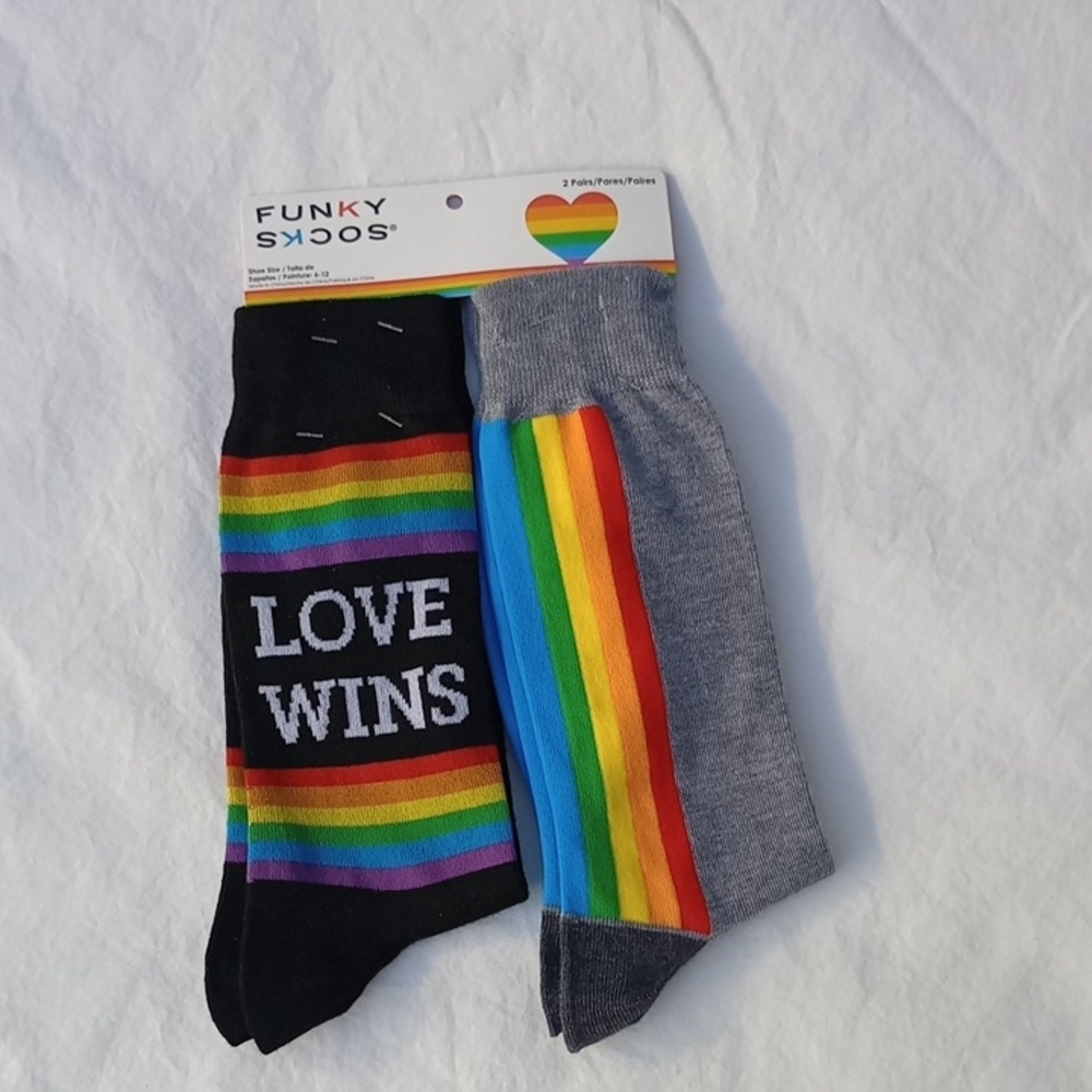 Funky Socks Love Wins Rainbow Casual Socks Gift Birthday Present Black and Gray